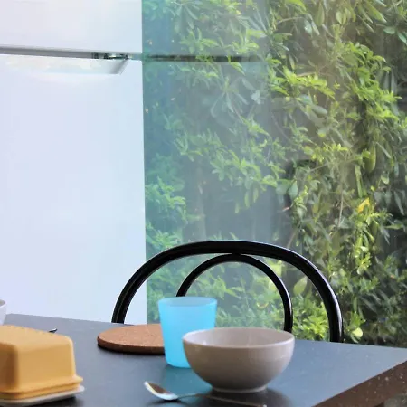 En Rdj Avec Jardin, à 3m, Clim Et Parking, - Fr-1-252a-74 * Villeneuve-Loubet