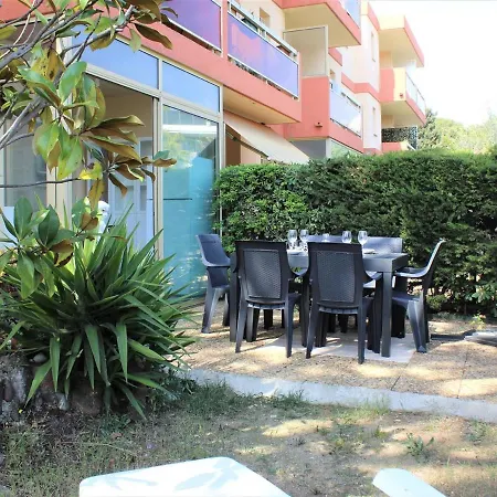 En Rdj Avec Jardin, A 3m, Clim Et Parking, - Fr-1-252a-74 Apartment